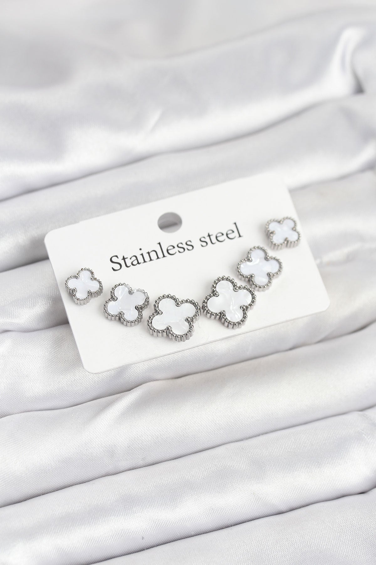 316L Çelik Gümüş Beyaz Renk 3 Boy Yonca Küpe Seti