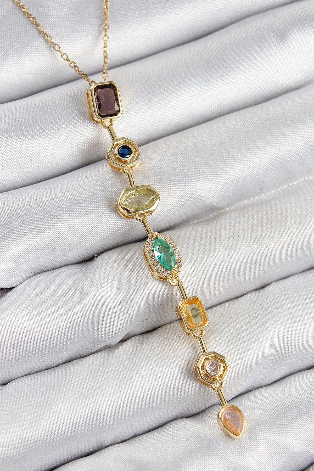 Pirinç Renkli Zirkon Taşlı Model Gold Renk 7 Element Kadın Y Kolye