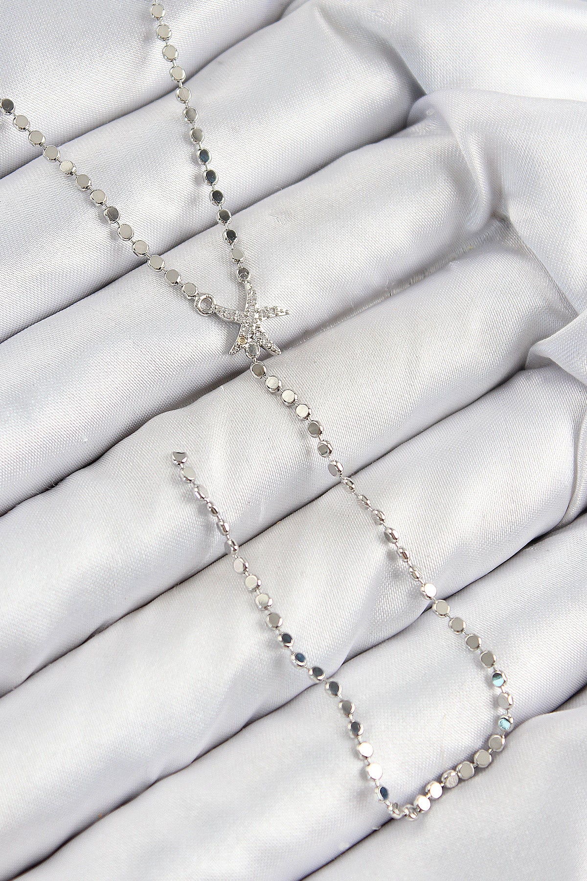 Pirinç Zirkon Taşlı Ezme Zincirli Deniz Yıldızı Model Gümüş Renk Y Kolye