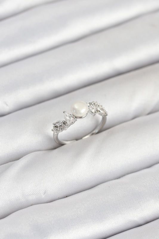 Pirinç Gümüş Renk Zirkon Taşlı İncili Model Kadın Yüzük