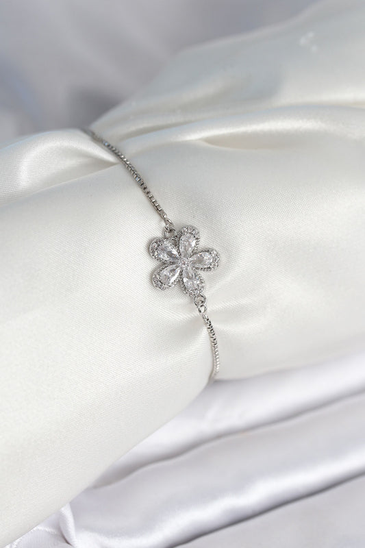 Çiçek Model Asansörlü Gümüş Renk Kadın Bileklik